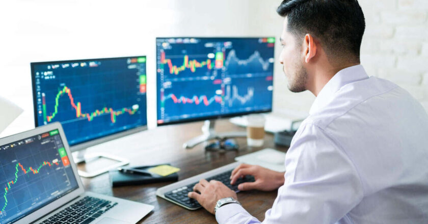 Forex vs Crypto vs Stocks: What’s Best to Trade in 2025?